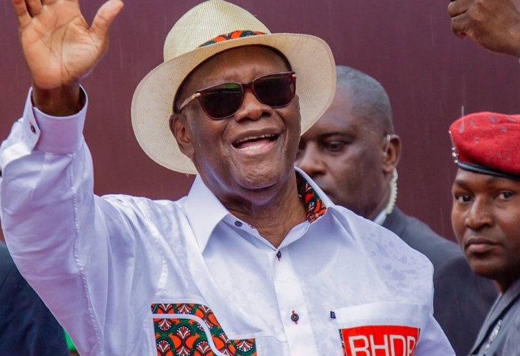 Présidentielle 2025 en Côte d’Ivoire : Alassane Ouattara en réflexion
