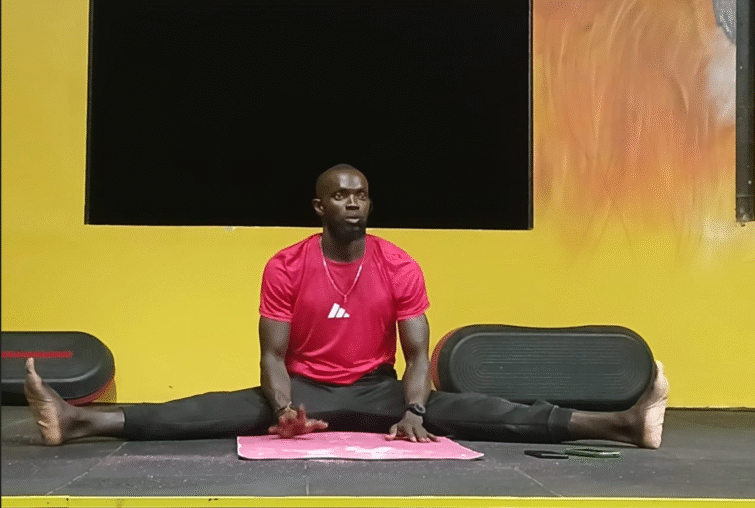 Séance Yoga à Ziguinchor avec Coach Jean Diatta