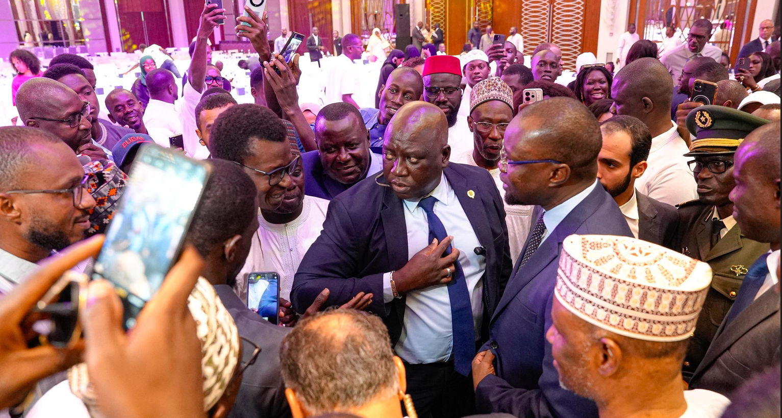 Emirats Arabes Unis : Ousmane Sonko, Premier ministre, a rencontré la communauté sénégalaise