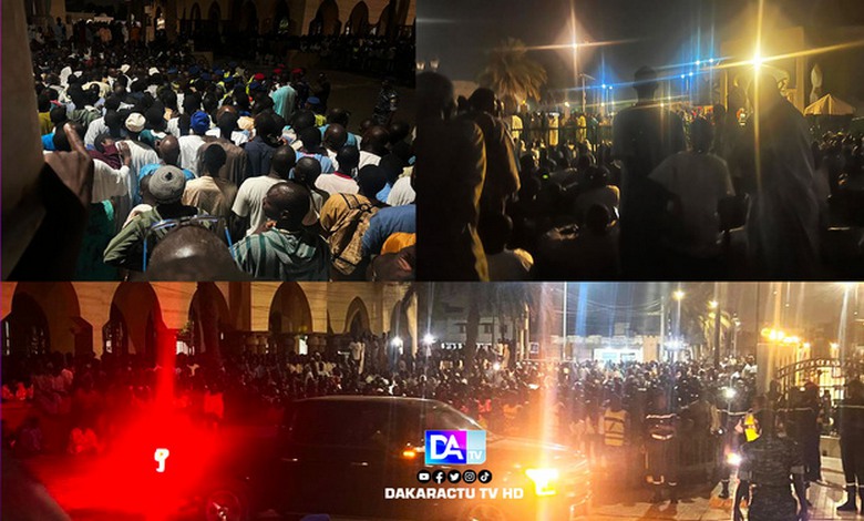 TOUBA- Inhumation nocturne et émouvante de Serigne Cheikh Saliou Mbacké / Le bâtisseur rejoint son guide et père Serigne Saliou