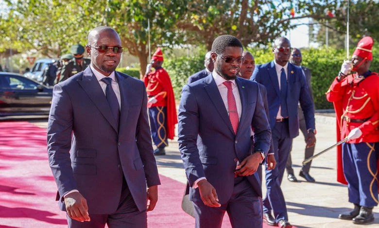 Le président Bassirou Diomaye Faye met fin aux fonctions du Premier ministre Ousmane Sonko