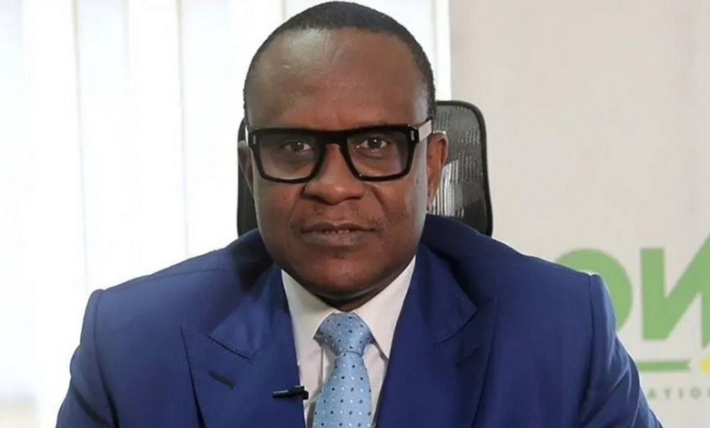 Affaire Lat Diop : Autorisé à quitter le territoire, il s’envole pour Paris